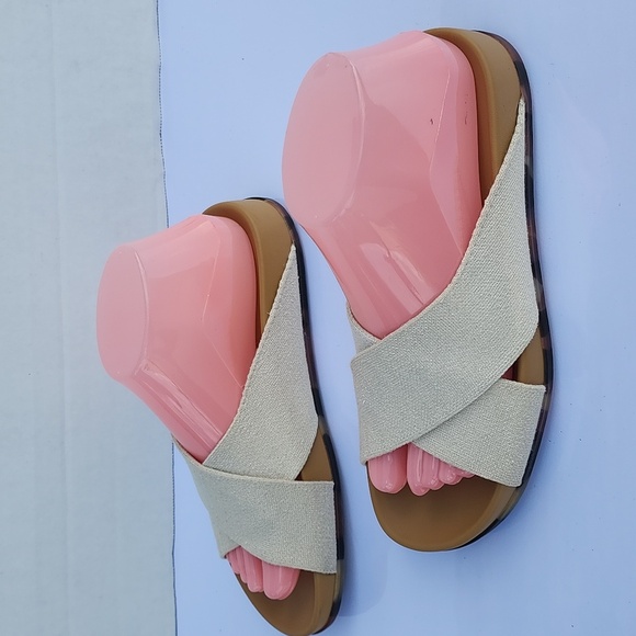 Rothy's Weekender Slide in Cream - Picture 4 of 11